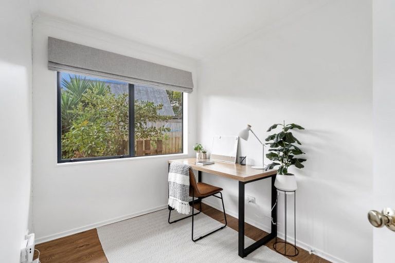 Photo of property in 8 Maddendale Place, Maungakaramea, Whangarei, 0178