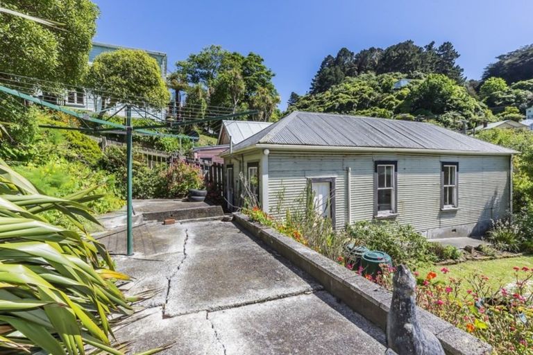 Photo of property in 201 Aro Street, Aro Valley, Wellington, 6021
