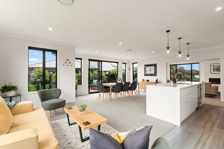 Photo of property in 15 Carrick Place, Mosgiel, 9024