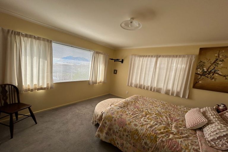 Photo of property in 40 Capell Avenue, Lake Hawea, 9382
