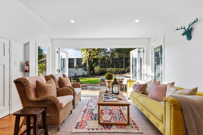 Photo of property in 3 Macmillan Avenue, Cashmere, Christchurch, 8022