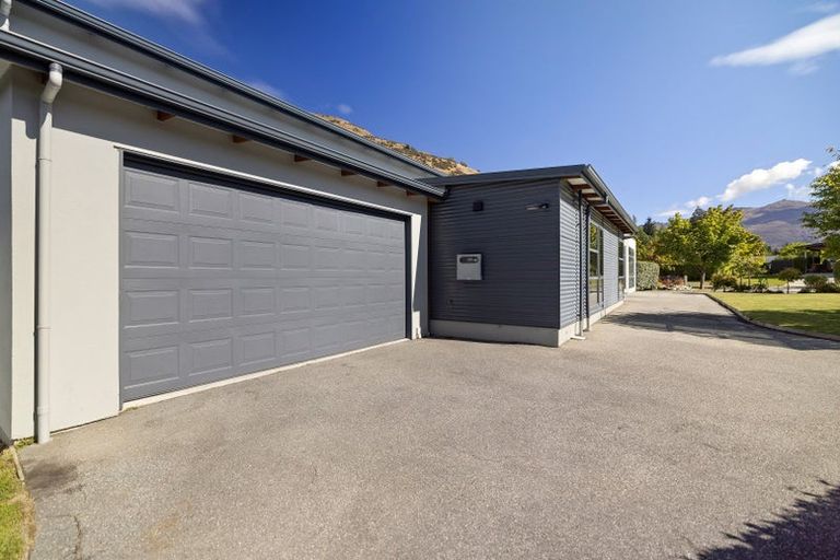 Photo of property in 29 Ferry Hill Drive, Lower Shotover, Queenstown, 9371