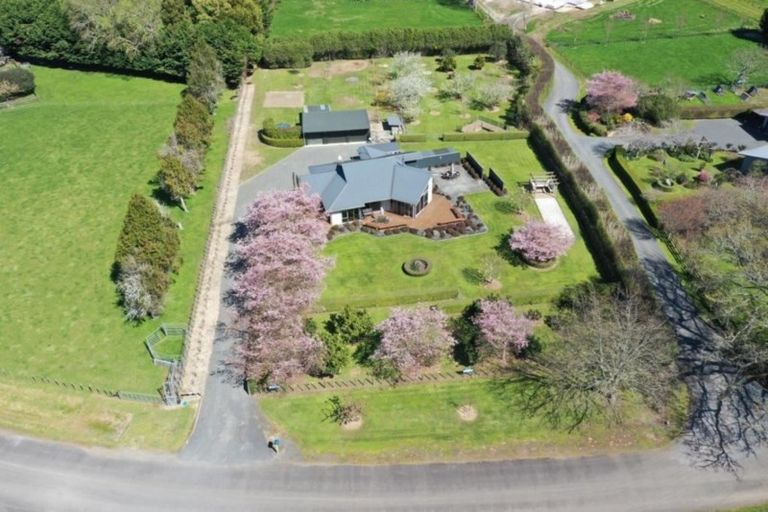 Photo of property in 75 Oaklea Lane, Tamahere, Hamilton, 3283