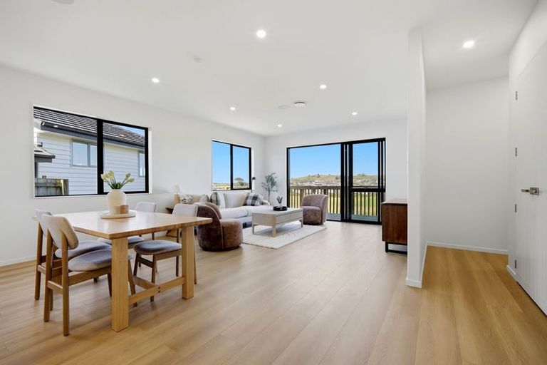 Photo of property in 8 Thomason Crescent, Pokeno, 2402