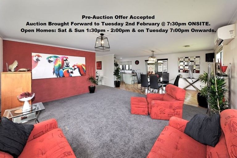 Photo of property in 147f Sturges Road, Henderson, Auckland, 0612