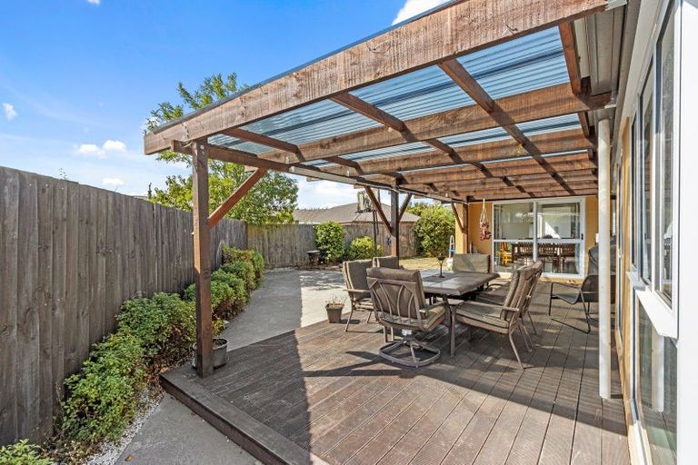 Photo of property in 57 Broadhaven Avenue, Parklands, Christchurch, 8083