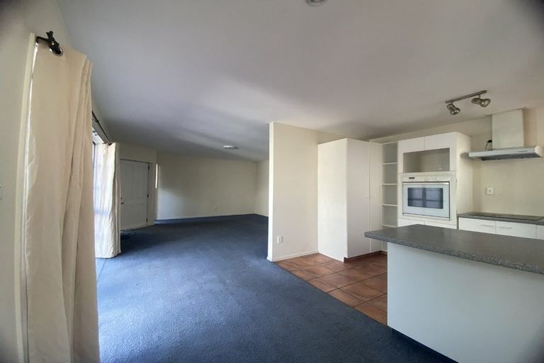 Photo of property in 2/104 Mandeville Street, Riccarton, Christchurch, 8011
