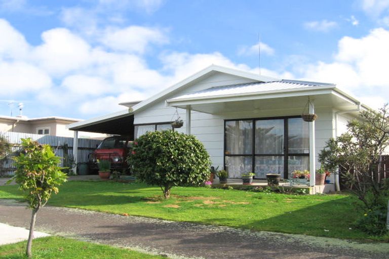 Photo of property in 82 Clyde Crescent, Roslyn, Palmerston North, 4414