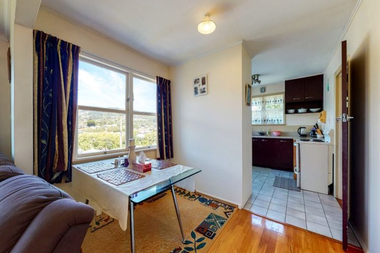 Photo of property in 317 Main Road, Tawa, Wellington, 5028