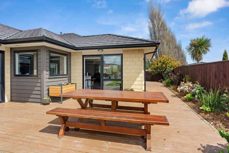 Photo of property in 8 Moy Place, Otaki, 5512