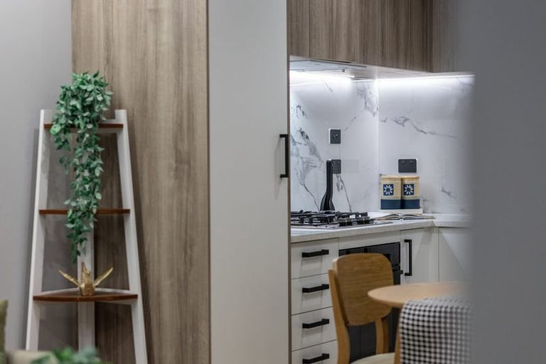 Photo of property in 6b Athena Drive, Totara Vale, Auckland, 0629