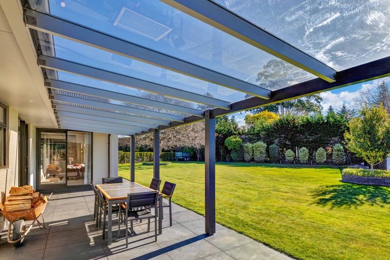 Photo of property in 1 Orchard Lane, Amberley, 7410