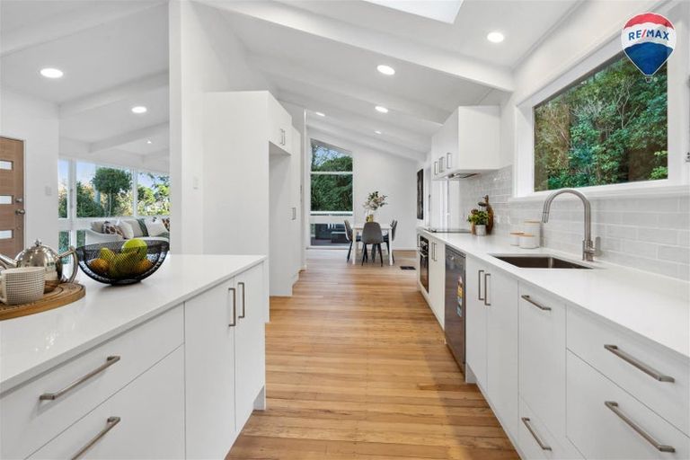 Photo of property in 51 Normandale Road, Normandale, Lower Hutt, 5010