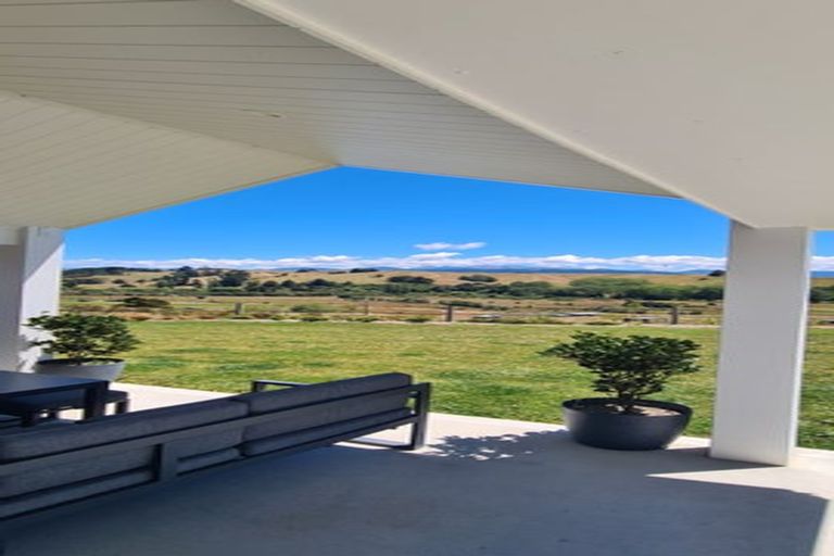 Photo of property in 293 Neudorf Road, Upper Moutere, 7175