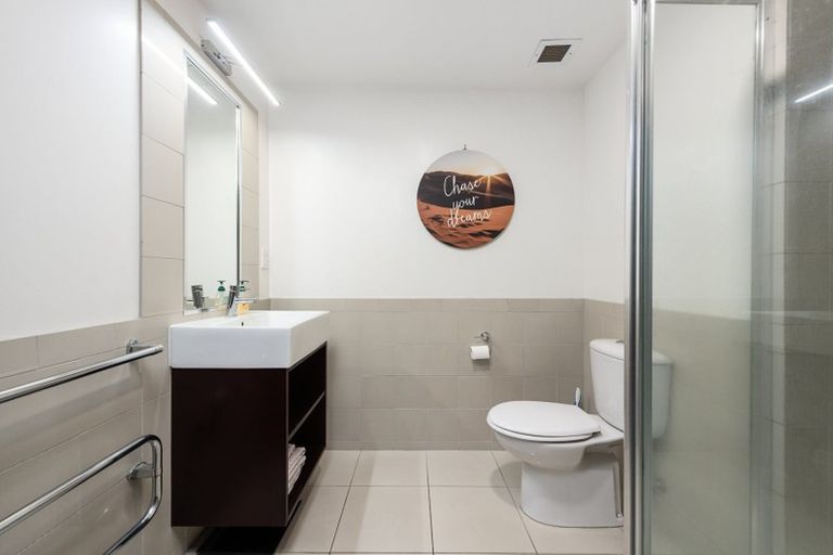 Photo of property in 2-06/424 Maunganui Road, Mount Maunganui, 3116