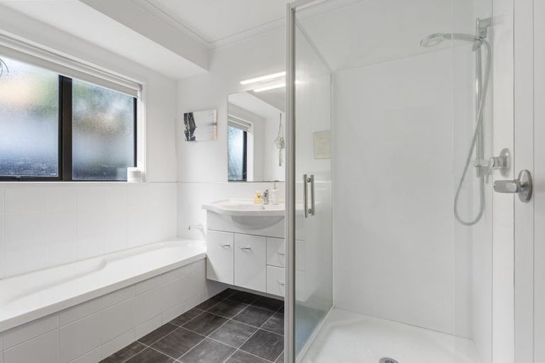 Photo of property in 166 Waterside Drive, Pyes Pa, Tauranga, 3112