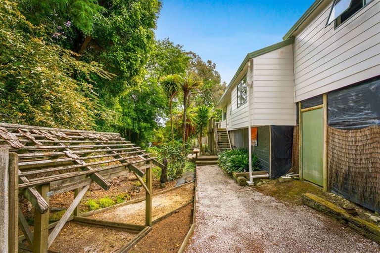 Photo of property in 3/14 Sungrove Rise, Sunnyvale, Auckland, 0612
