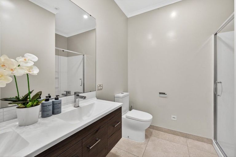 Photo of property in 17 Chaffinch Road, Hobsonville, Auckland, 0616