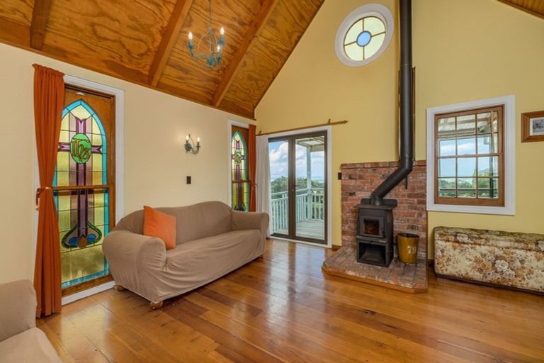 Photo of property in 16 Berghan Road, Coopers Beach, 0420