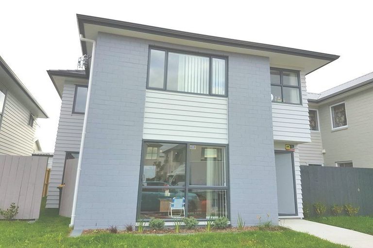 Photo of property in 45 Treestump Road, Takanini, 2112