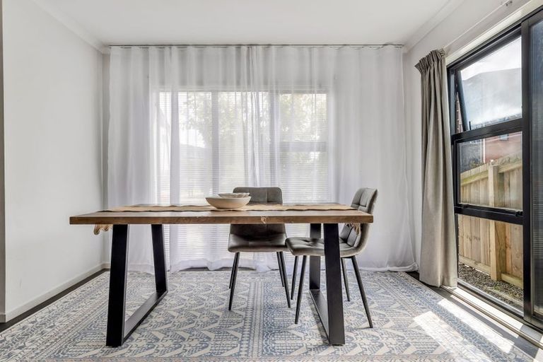 Photo of property in 13 Haroto Street, Manukau, Auckland, 2104