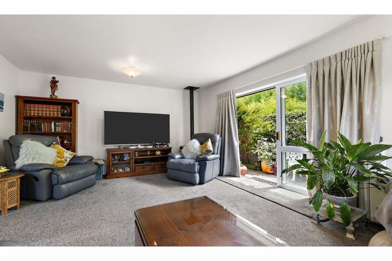 Photo of property in 3/69 Tyrone Street, Belfast, Christchurch, 8051