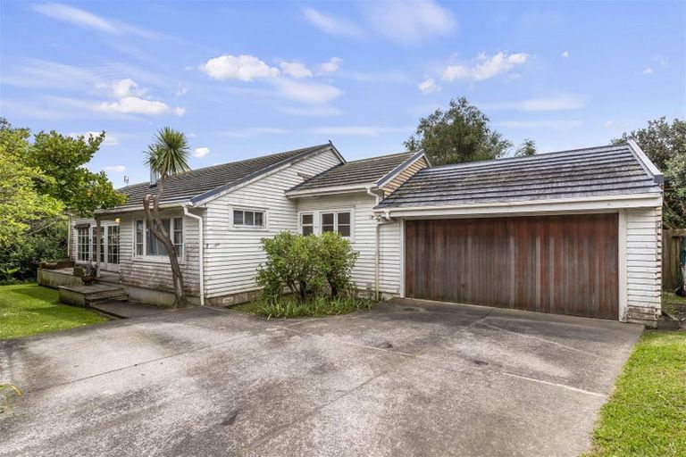 Photo of property in 2/1 Diomede Street, Bayswater, Auckland, 0622