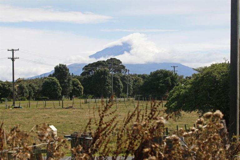 Photo of property in 6 Terou Street, Manaia, 4612