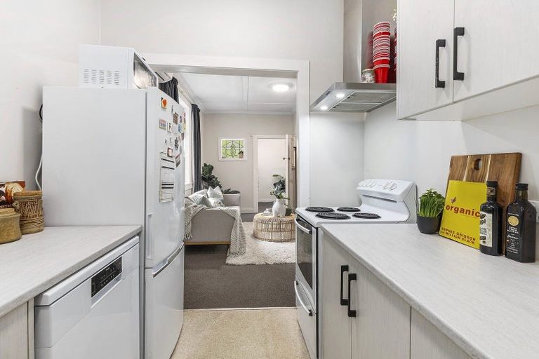Photo of property in 49 Adams Terrace, Aro Valley, Wellington, 6021