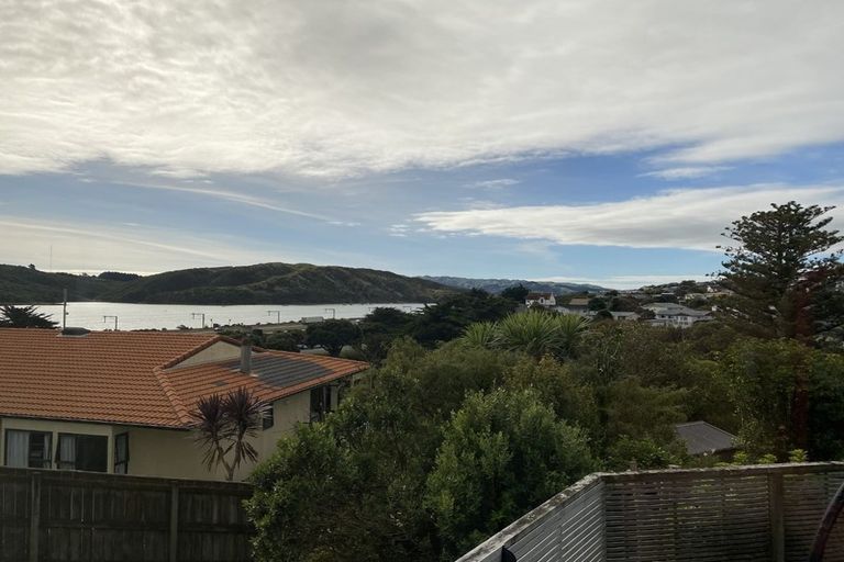 Photo of property in 2/10 Langwell Place, Papakowhai, Porirua, 5024