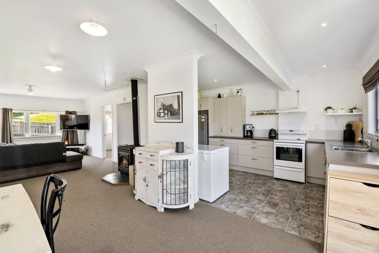 Photo of property in 14 Brown Terrace, Foxton Beach, Foxton, 4815