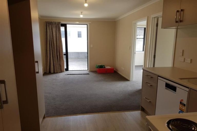 Photo of property in 3/24 Hori Street, Vogeltown, New Plymouth, 4310