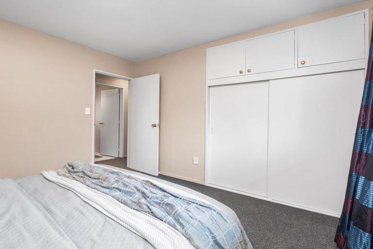 Photo of property in 2/27 Oakhampton Street, Hornby, Christchurch, 8042