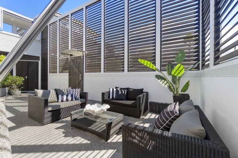 Photo of property in 4 Lagoon Way, Omaha, 0986