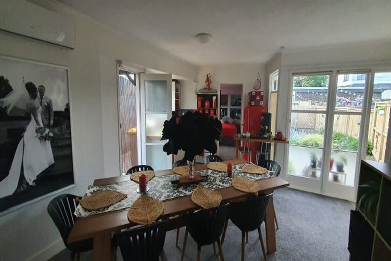 Photo of property in 94 Wallace Road, Papatoetoe, Auckland, 2025