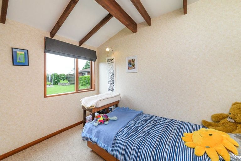 Photo of property in 35 Aintree Crescent, Awapuni, Palmerston North, 4412