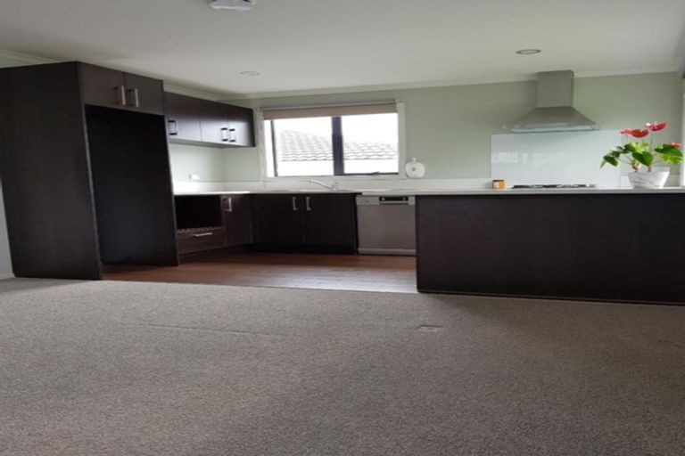 Photo of property in 33 Cherry Road, Bucklands Beach, Auckland, 2014