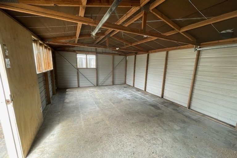 Photo of property in 273 Swanson Road, Henderson, Auckland, 0610