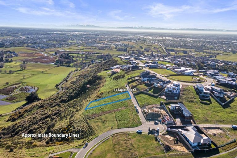 Photo of property in 11 Eaglesfield Close, Westmorland, Christchurch, 8025