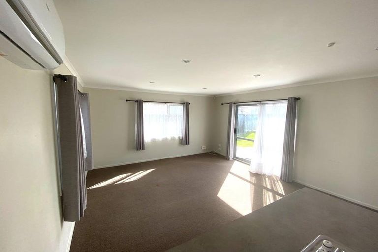 Photo of property in 1 Northolt Road, Fairview Downs, Hamilton, 3214