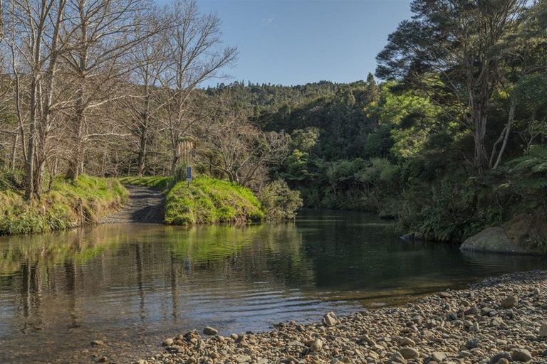 Photo of property in 1878 The 309 Road, Kaimarama, Whitianga, 3591