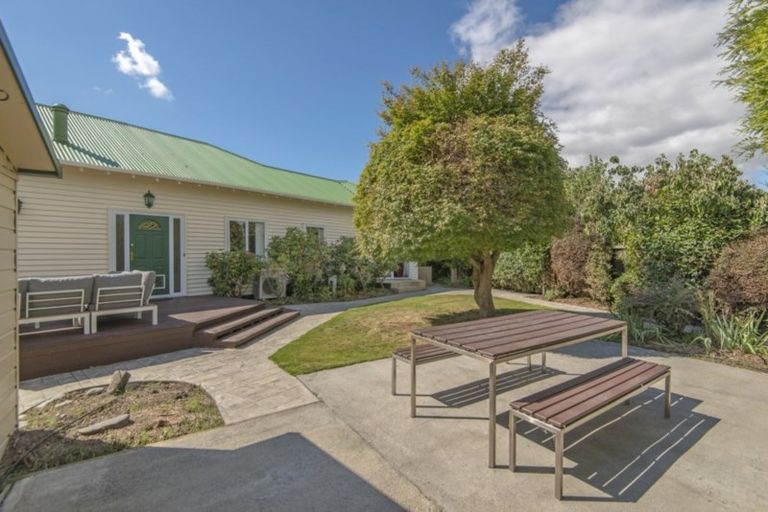 Photo of property in 51a Sabys Road, Halswell, Christchurch, 8025