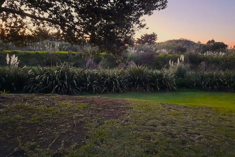 Photo of property in 134 Maunsell Road, Port Waikato, Tuakau, 2695