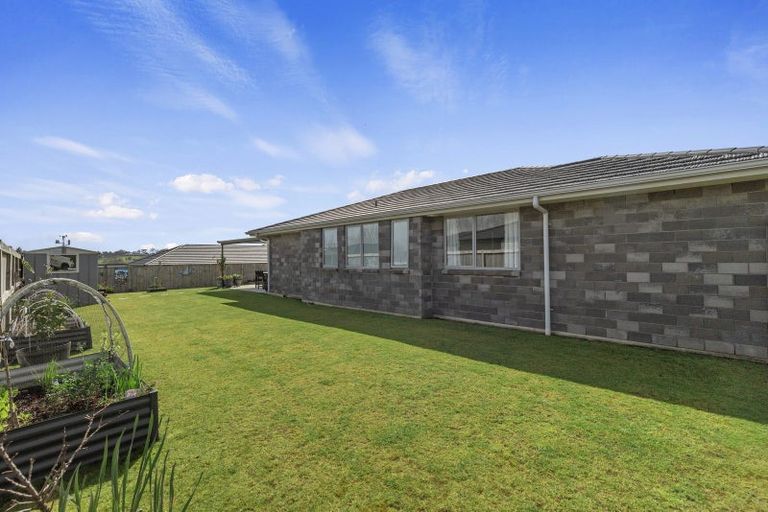 Photo of property in 5 Chardonnay Way, Te Kauwhata, 3710