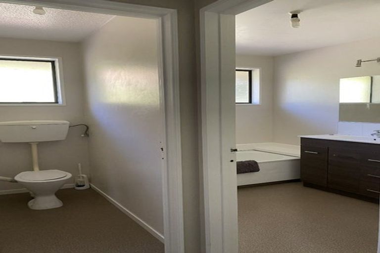 Photo of property in 38 Penruddock Rise, Westmorland, Christchurch, 8025