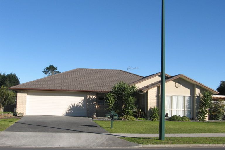 Photo of property in 156 Wattle Farm Road, Wattle Downs, Auckland, 2103