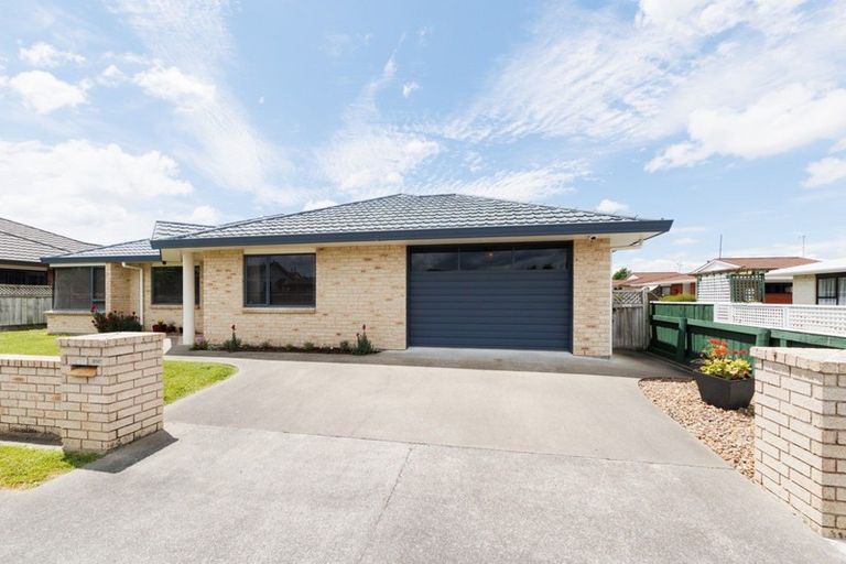 Photo of property in 103a Warwick Street, Feilding, 4702