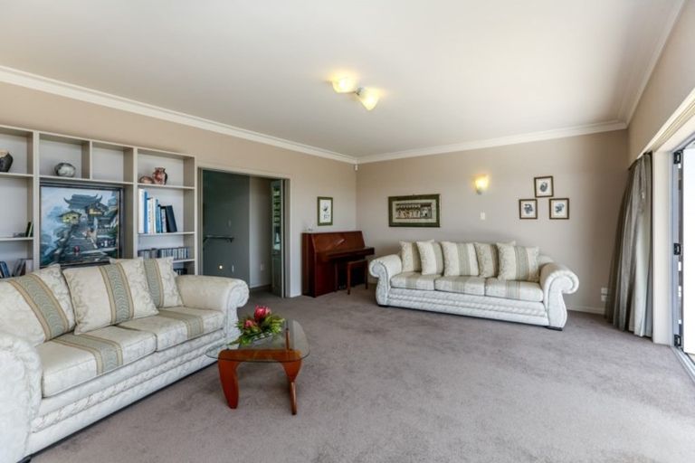 Photo of property in 374 Devon Street West, Lynmouth, New Plymouth, 4310