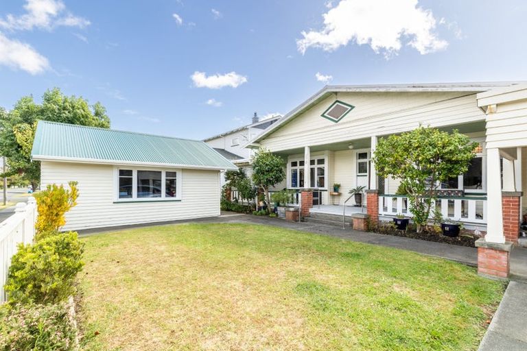 Photo of property in 83 Vigor Brown Street, Napier South, Napier, 4110