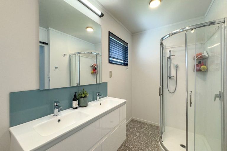 Photo of property in 1 Springfield Avenue, Ngarimu Bay, Thames, 3575